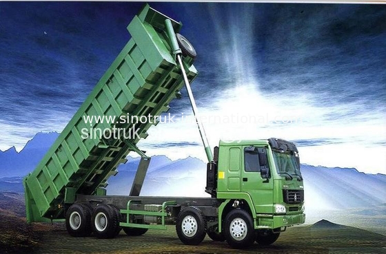 SINOTRUK HOWO Wywrotka 371HP 8X4 LHD 31-60tons 20-30CBM ZZ3317N3867W