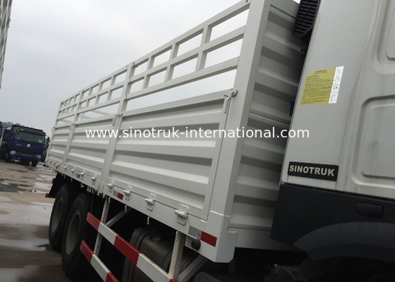 Light Goods HOWO Economic Cargo Vehicles 25 Tons 10Wheels LHD 290 HP Two Berth