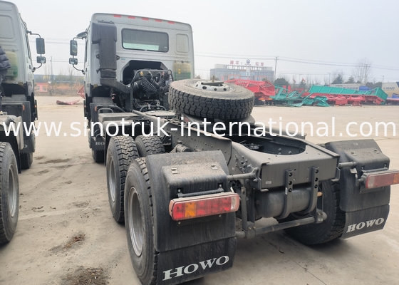 Sinotruk Howo Traktor Truck Rhd All Wheel Drive 6 × 6 Weichai 400 KM Biały