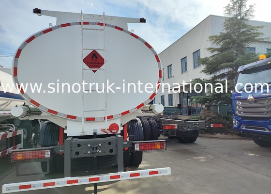 SINOTRUK HOWO Czerwony 380KW 8×4 12 kołowy ciężarówka z czołgami oleju o dużej pojemności