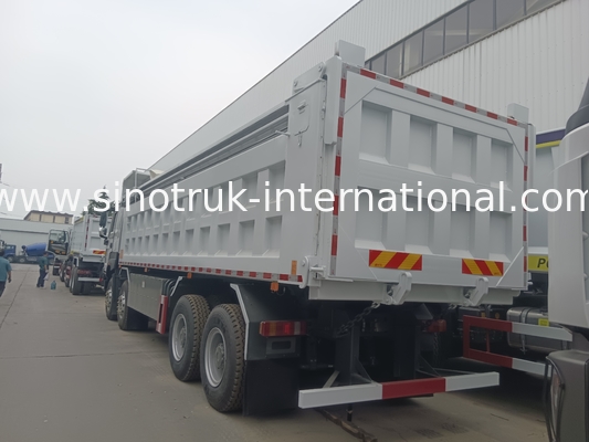 SINOTRUK HOWO 380KW Kierownicza ciężarówka 12 kół LHD 31 ton 20-30CBM V7-X Cab