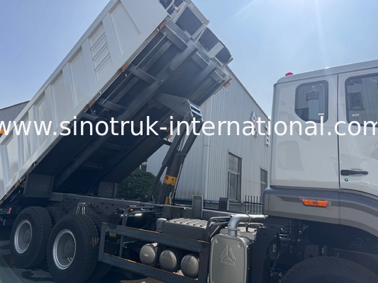 SINOTRUK HOHAN Howo Kierownicza Wydobywacz Środkowy Podnoszący Silnik Weichai 6 × 4 LHD W prostokątnej skrzynce ładunkowej Biały 19-20CBM