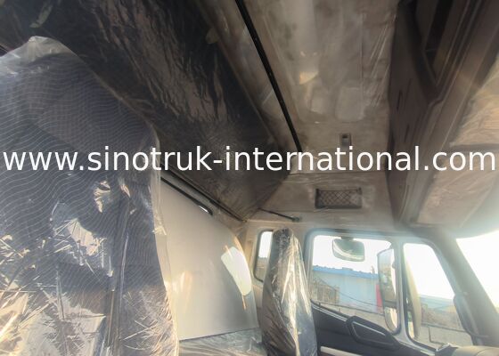 Ciężarówka trakcyjna ZZ427V344JB1R z silnikiem o mocy 371 KM, kołem napędowym 6x4 i kabiną H77L z klimatyzacją do transportu ciężarówek