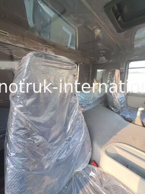 HOWO A7 Używany wózek ciągnikowy LHD 6X4 Euro 2 371 KM z napędem hydraulicznym