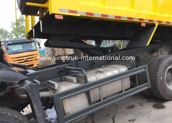 Ciężka wywrotka kopalniana HOWO, żółta wywrotka 30 - 40 ton 10-25CBM