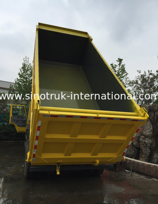 Ciężka wywrotka kopalniana HOWO, żółta wywrotka 30 - 40 ton 10-25CBM