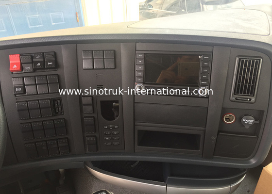 Sinotruk Diesel Engine International Tractor Truck Head na placu budowy