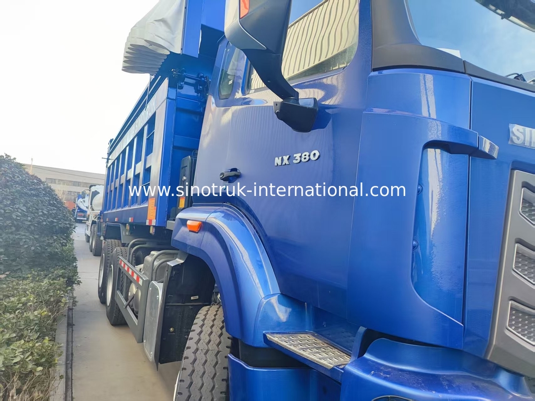 Wszechstronny, potężny, HOWO 6x4 380KW, niebieski ciężarówka z 20CBM kwadratową skrzynką ładunkową i wodoodporną płytką.