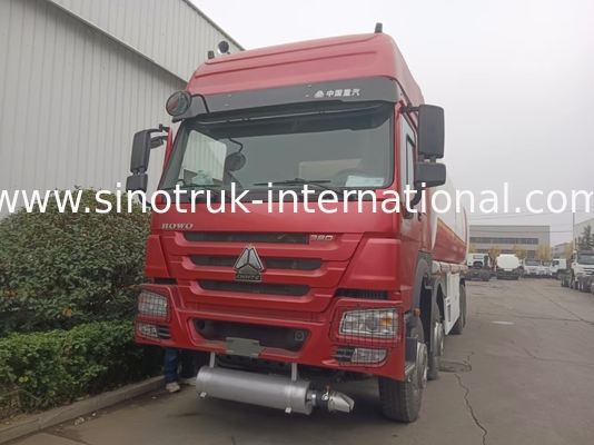 SINOTRUK HOWO Czerwony wóz z czołgami olejowymi 400KM 8×4 12 kół Duża pojemność