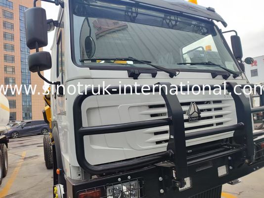 Your All-in-One Workhorse: HOWO 371HP 6x4 with XCMG 12T Crane